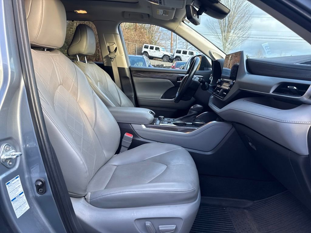 2022 Toyota Highlander Platinum - Photo 10