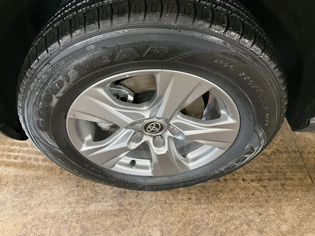 Certified Used 2025 Silver Toyota XLE image 10