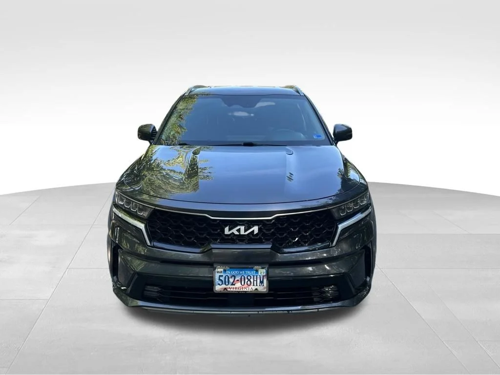 Used 2023 Gray Kia EX image 9