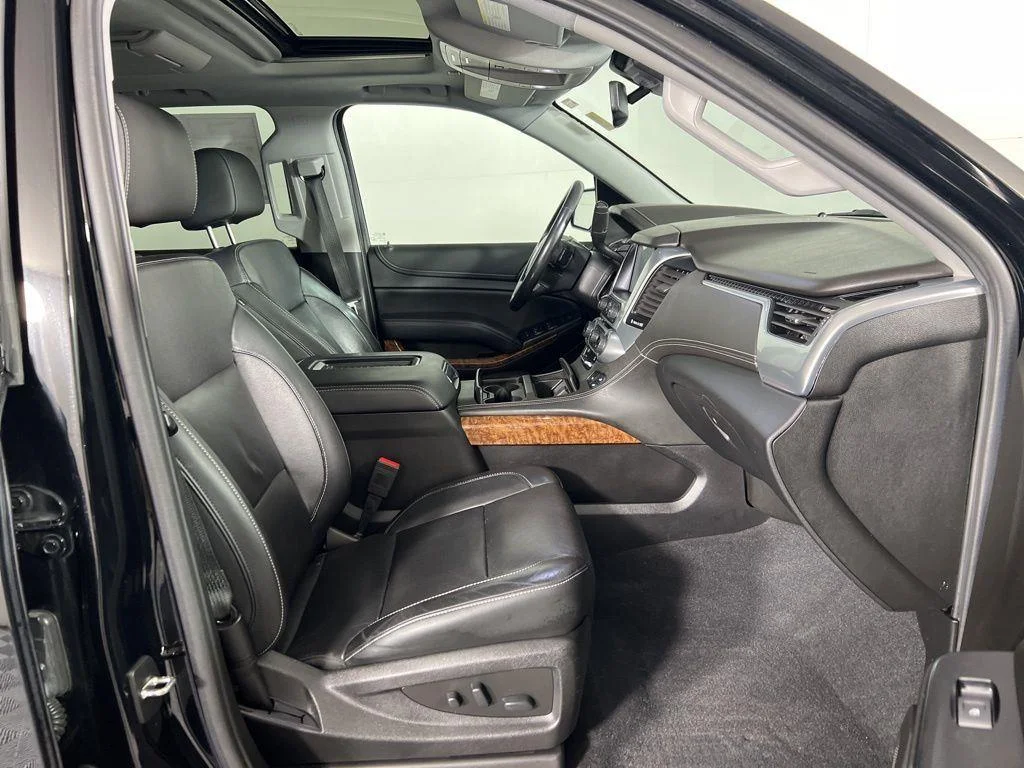 Used 2020 Black Chevrolet Premier image 14