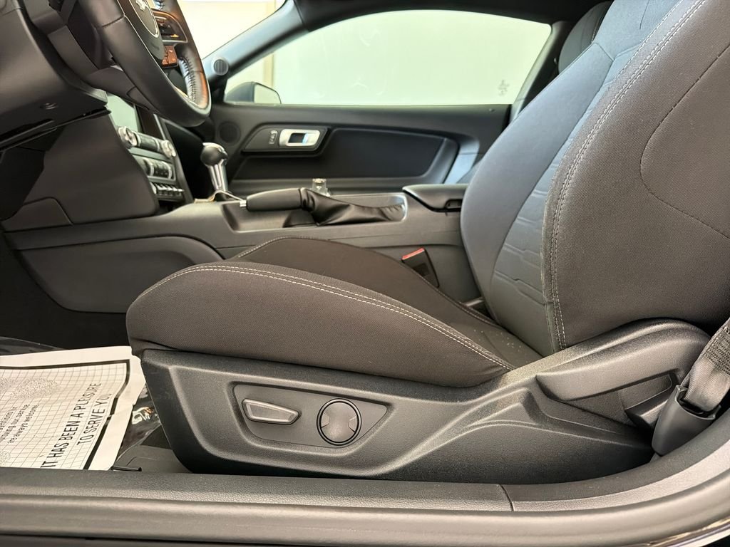 Used 2022 Black Ford Mach 1 image 15
