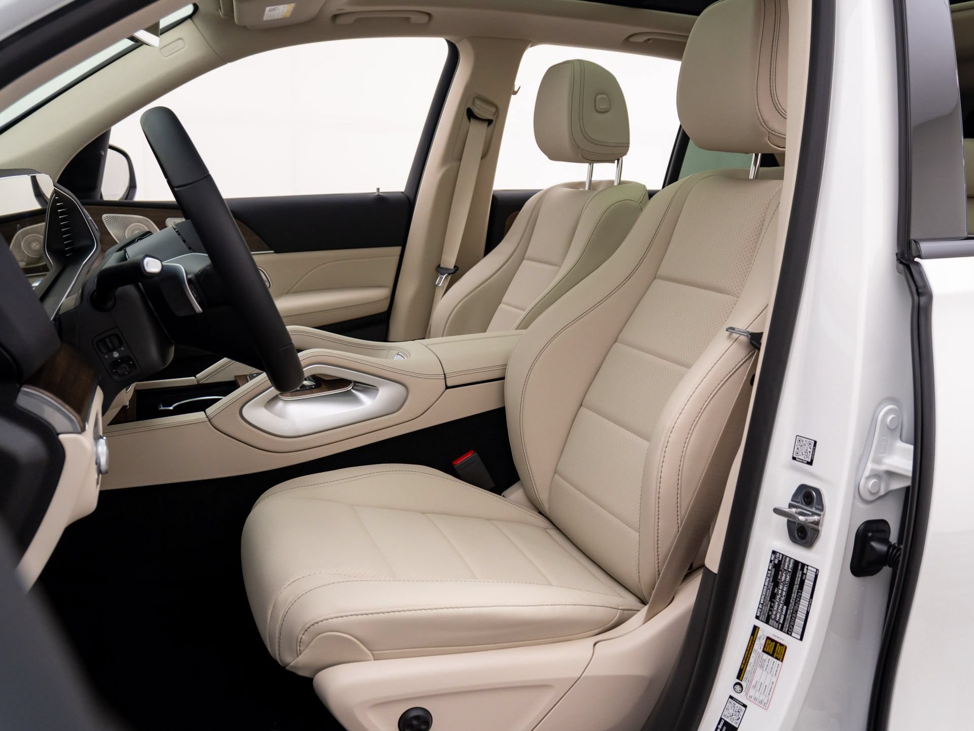 New 2026 Polar White Mercedes-Benz GLE 450 image 61