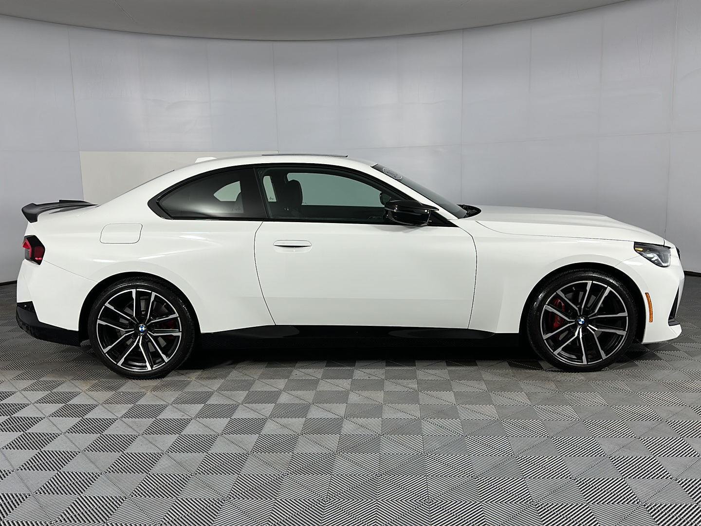 Used 2023 Alpine White BMW M240i xDrive image 29