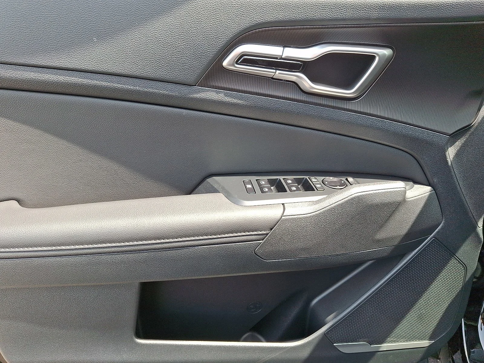 New 2026 Ebony Black Kia EX image 5