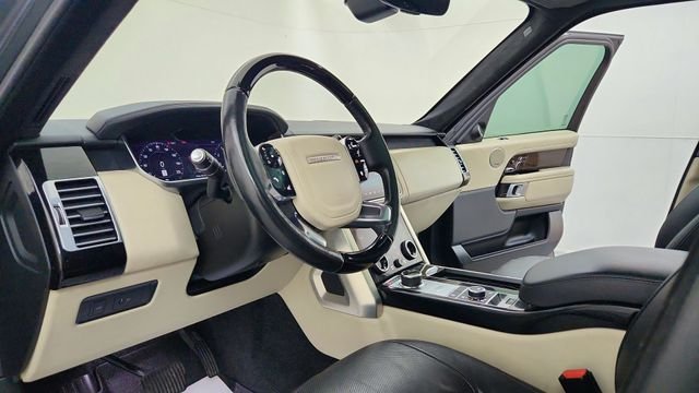 Used 2019 Gray Land Rover 5.0L V8 Supercharged image 17