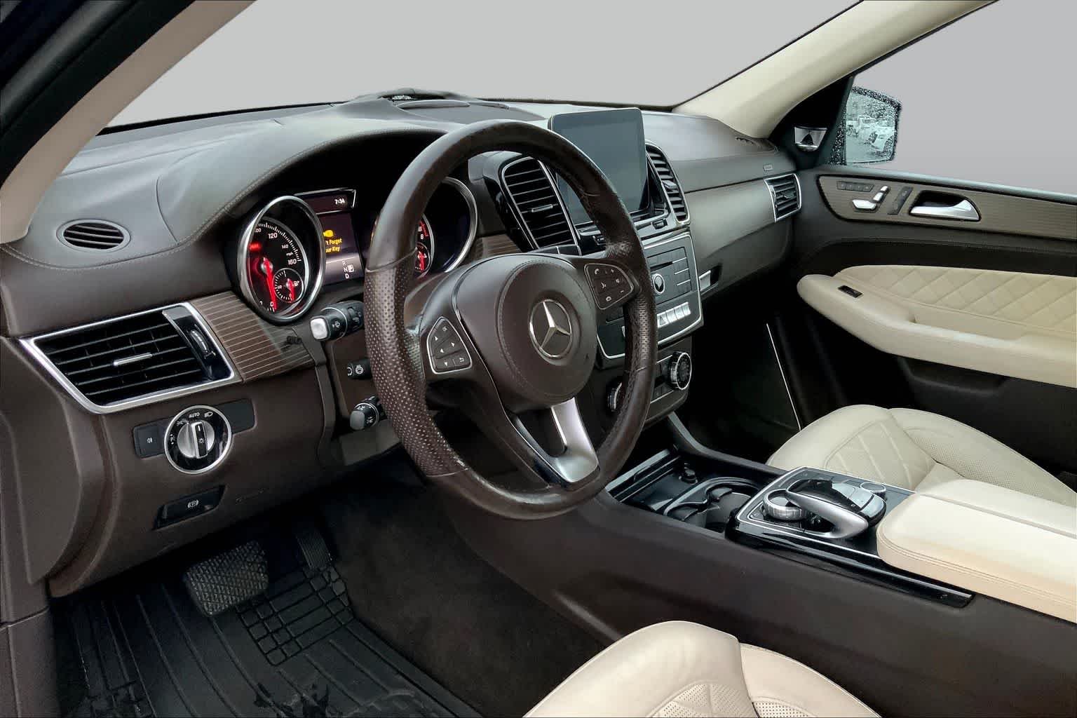 Used 2019 Lunar Blue Metallic Mercedes-Benz GLS 450 image 17