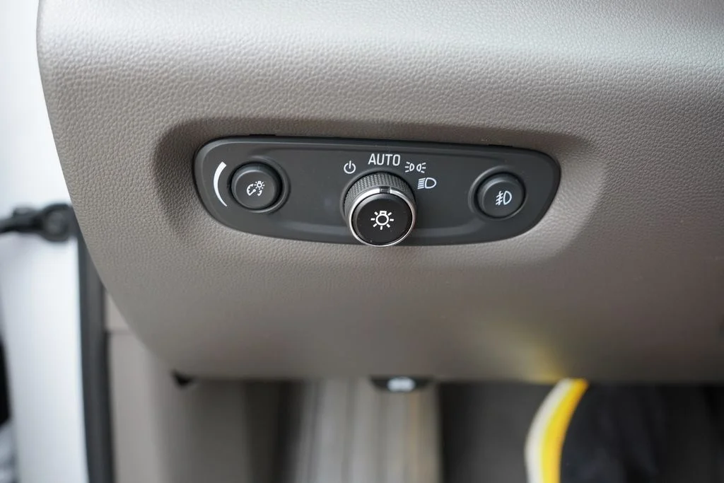 2021 Chevrolet Traverse Premier - Photo 28