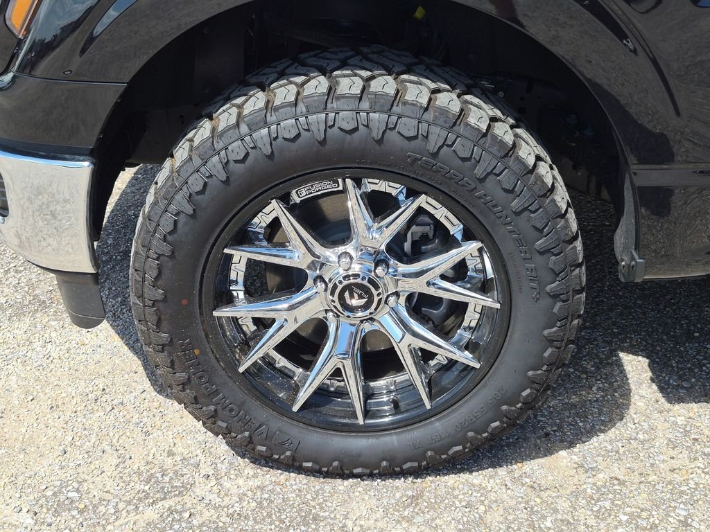 Used 2025 Black Ford XLT image 11