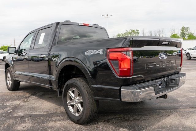 Used 2024 Agate Black Metallic Ford XLT image 8