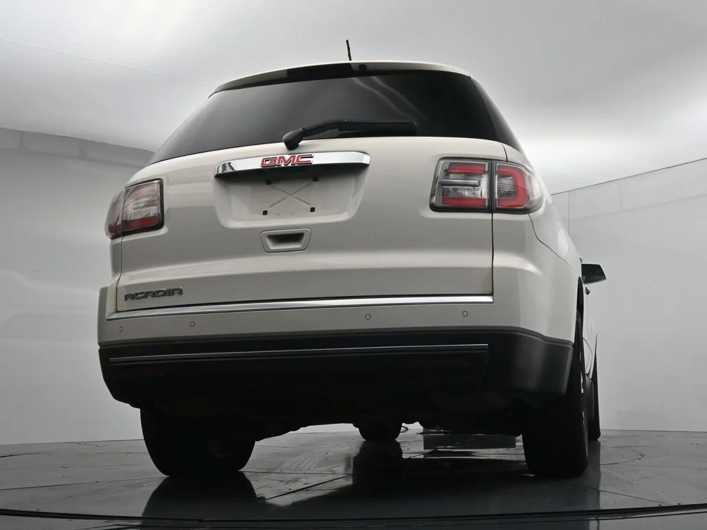 Used 2013 White GMC SLT-1 image 20