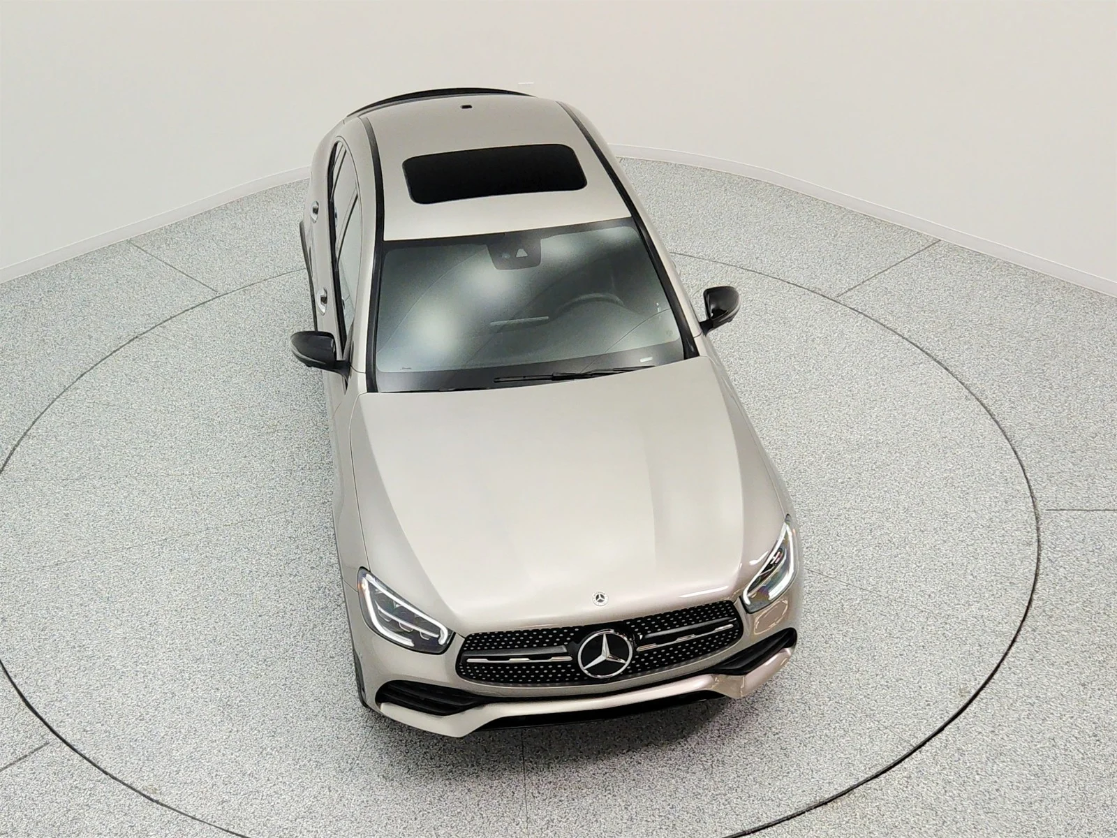 Used 2022 Mojave Silver Metallic Mercedes-Benz GLC 300 4MATIC® Coupe image 23