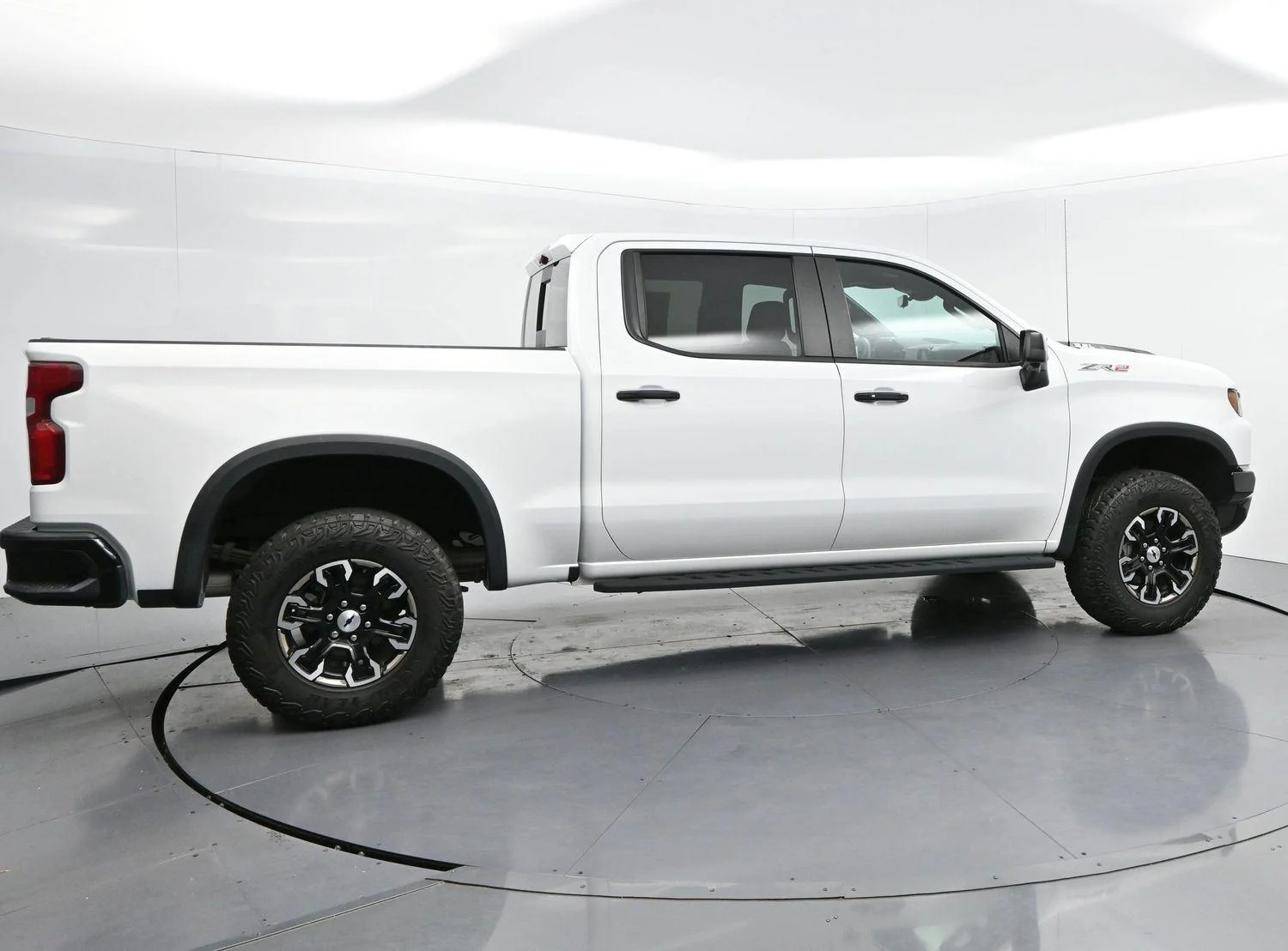 Used 2023 Summit White Chevrolet ZR2 image 8