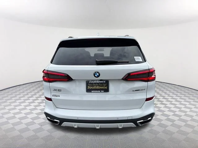 Used 2021 White BMW sDrive40i image 6