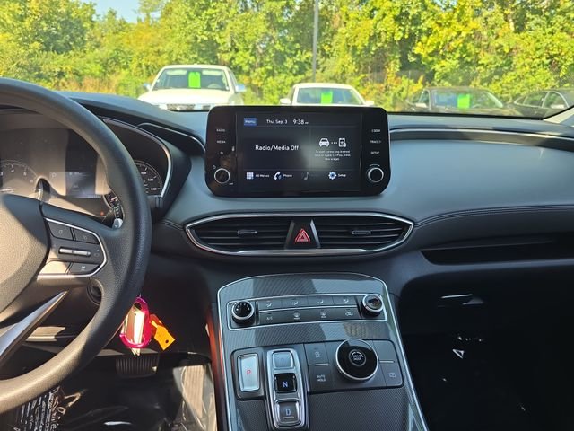 Used 2021 Gray Hyundai SE image 20
