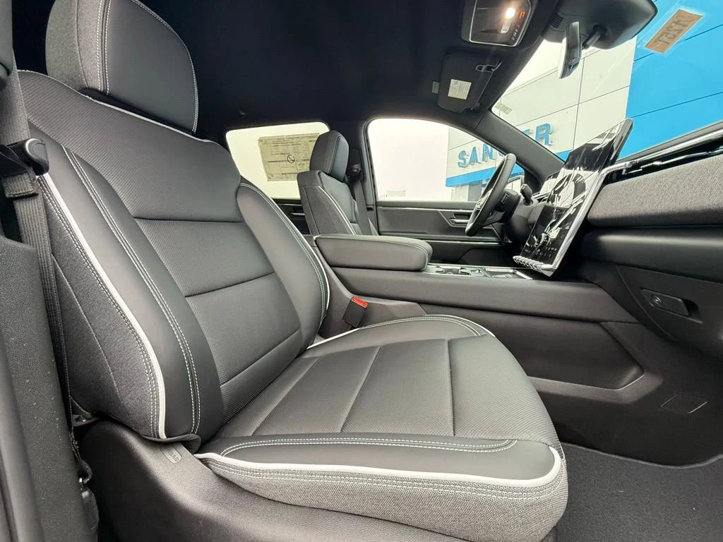 New 2026 Summit White GMC Elevation Extended Range image 10