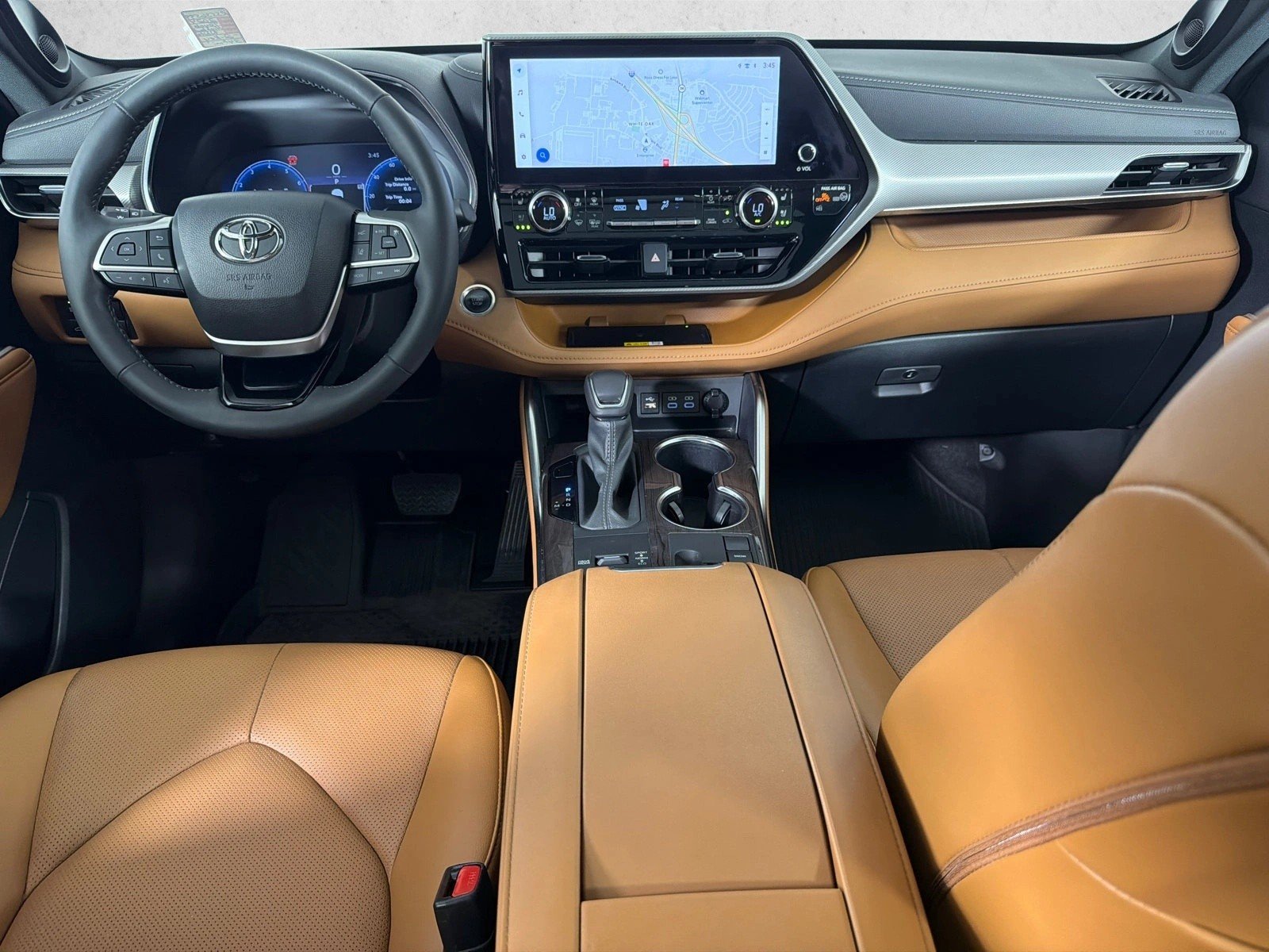 Used 2024 Wind Chill Pearl Toyota Platinum image 25
