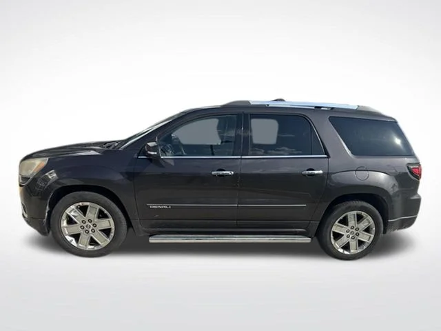 Used 2015 Silver GMC Denali image 6