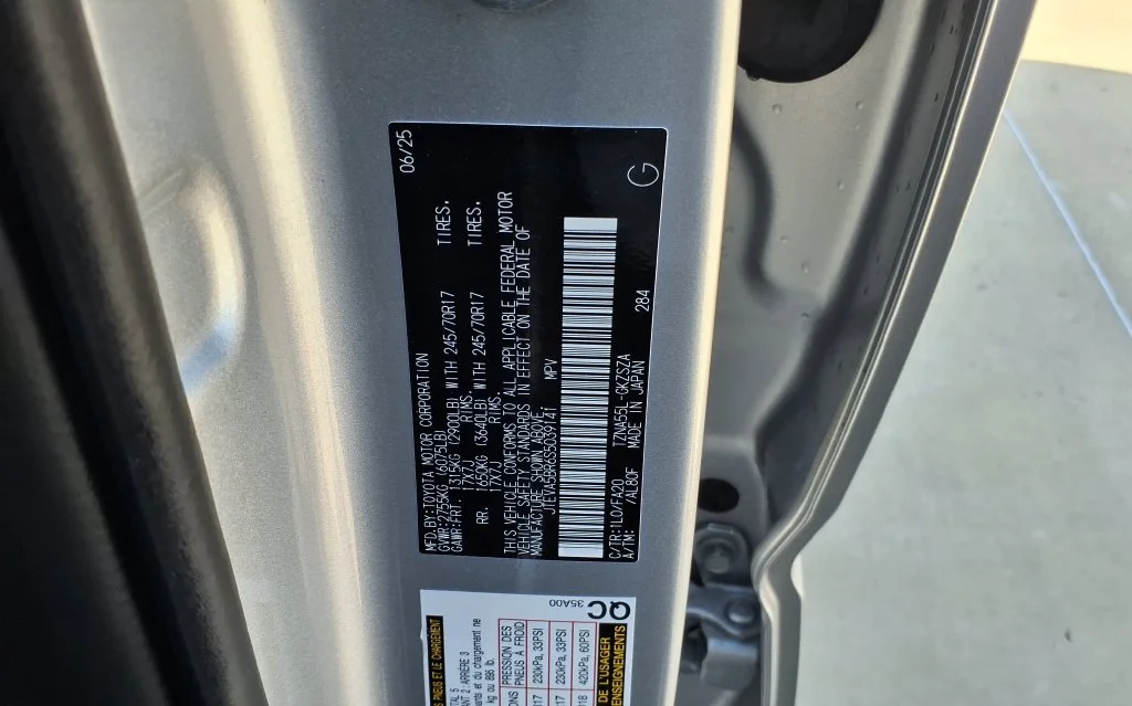 Used 2025 Silver Toyota SR5 image 31