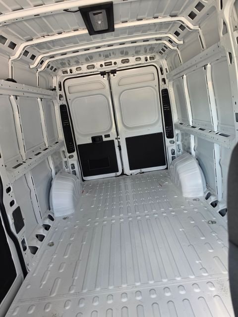 New 2026 Bright White Clear-Coat Exterior Paint RAM High Roof image 18