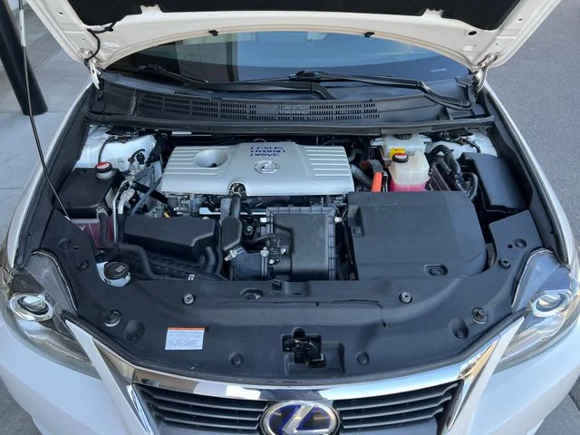 Used 2016 Eminent White Pearl Lexus  image 53