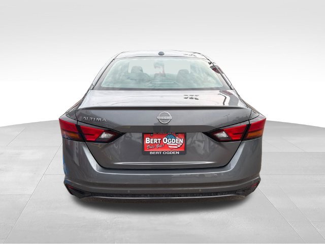 Certified Used 2025 Gray Nissan 2.5 S image 7