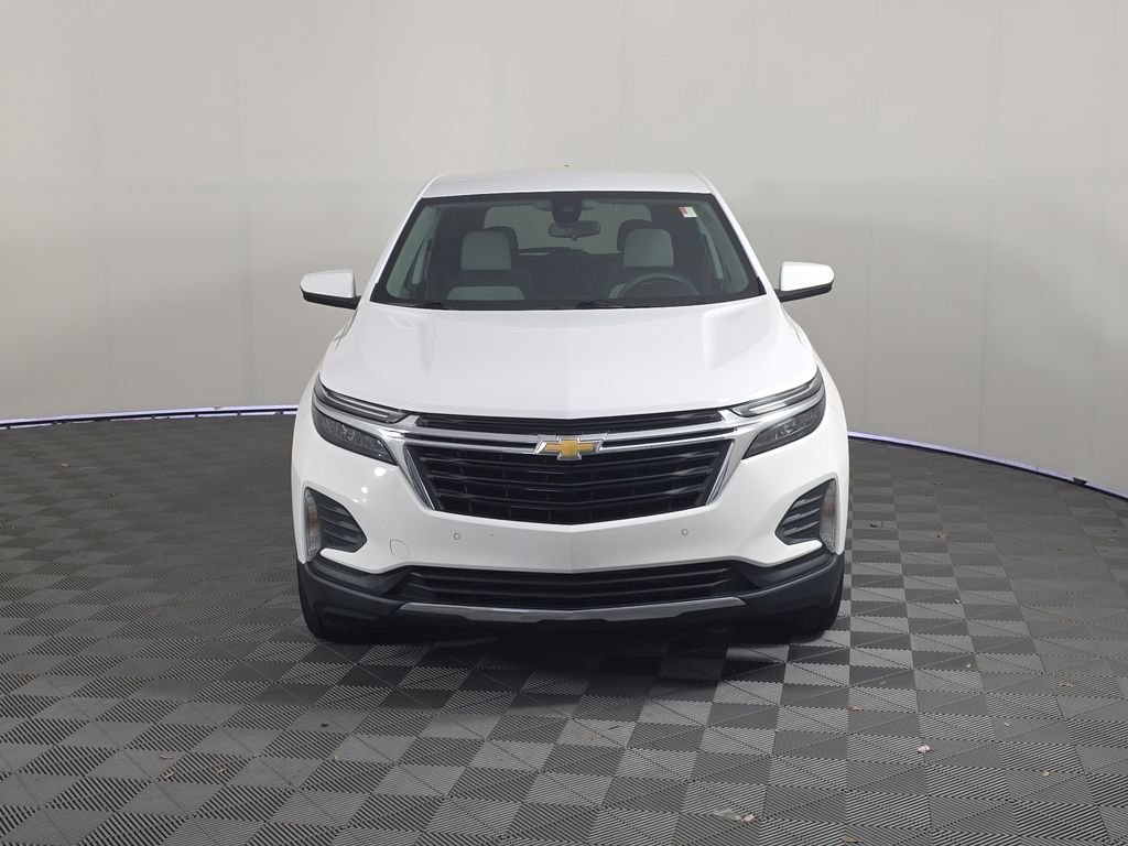 Used 2022 White Chevrolet LT image 10