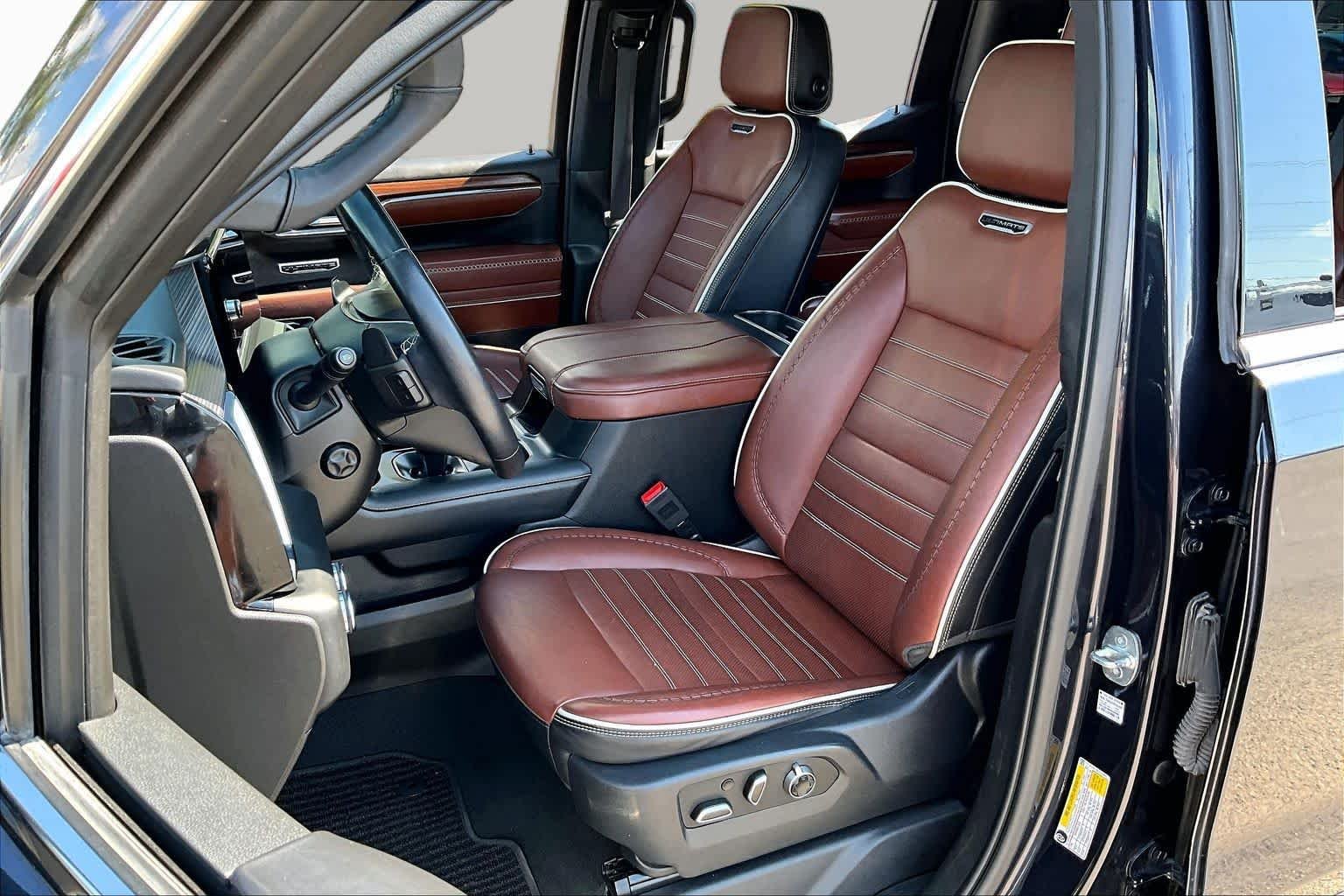 Used 2023 Titanium Rush Metallic GMC Denali Ultimate image 8
