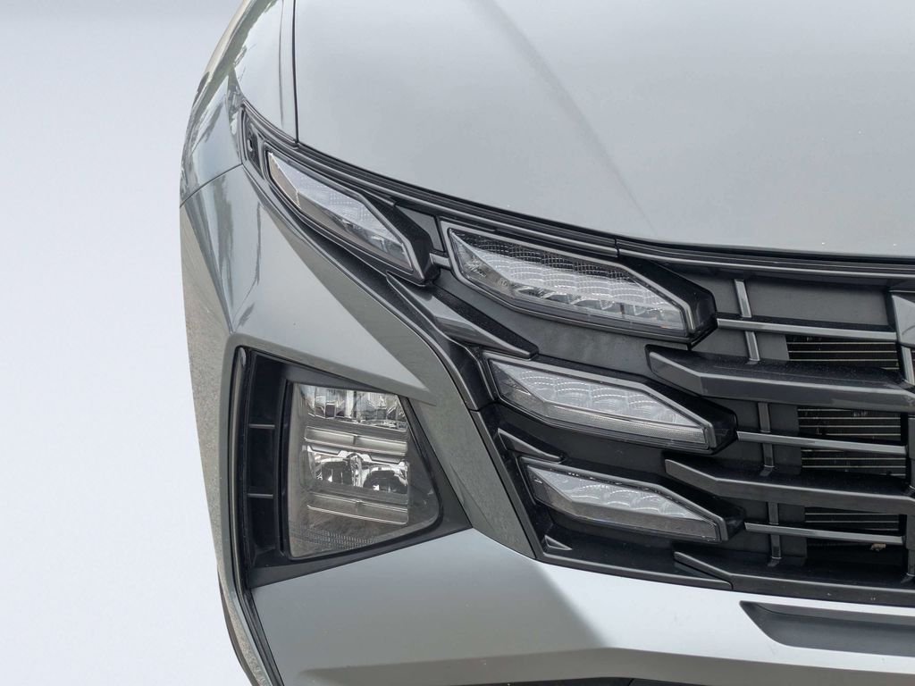 Certified Used 2025 Gray Hyundai SEL image 9