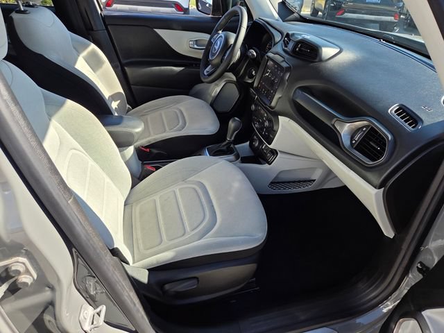 2022 Jeep Renegade Latitude - Photo 15