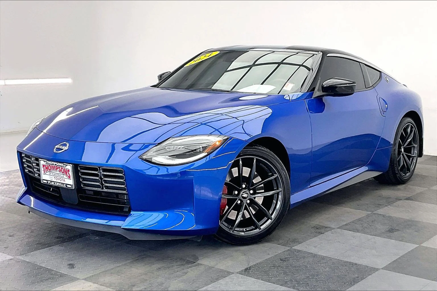 Used 2024 Seiran Blue Metallic/Super Black Nissan Performance image 12
