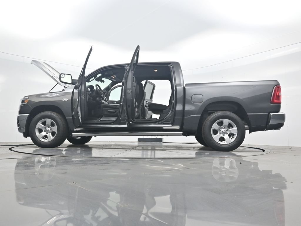 New 2026 Granite Crystal Metallic Clear-Coat Exterior Paint RAM Big Horn/Lone Star image 48