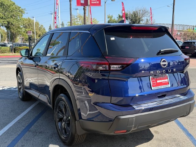 New 2026 Deep Ocean Blue Pearl Nissan SV image 5