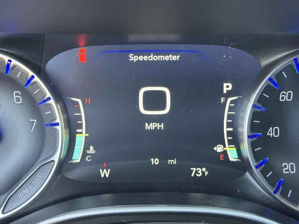2026 Chrysler Voyager LX - Photo 25