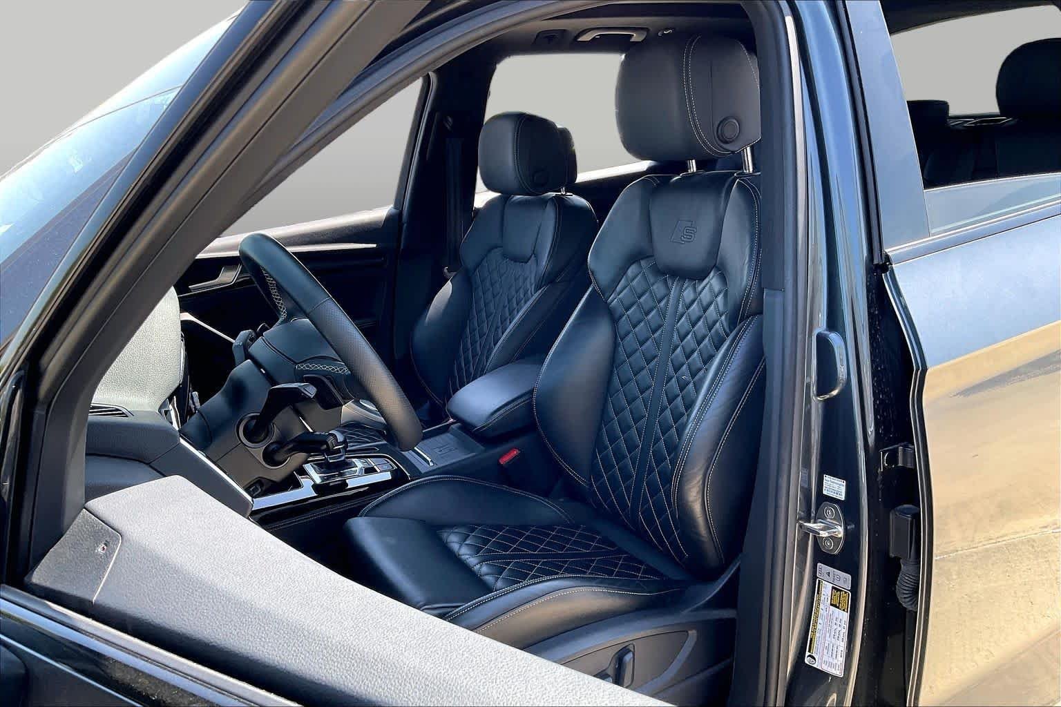 Used 2023 Daytona Gray Pearl Effect Audi Prestige image 8