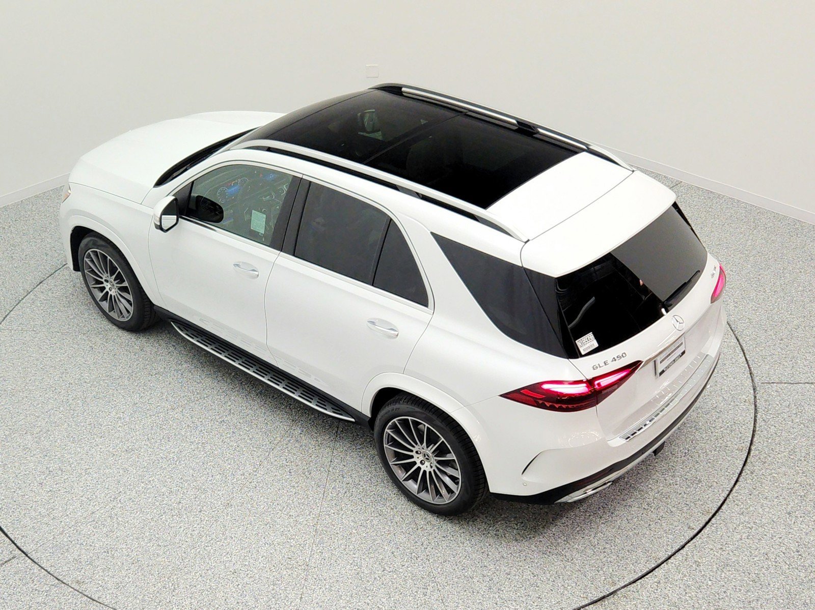 New 2026 MANUFAKTUR Moonlight White Metallic Mercedes-Benz GLE 450 4MATIC® SUV image 51
