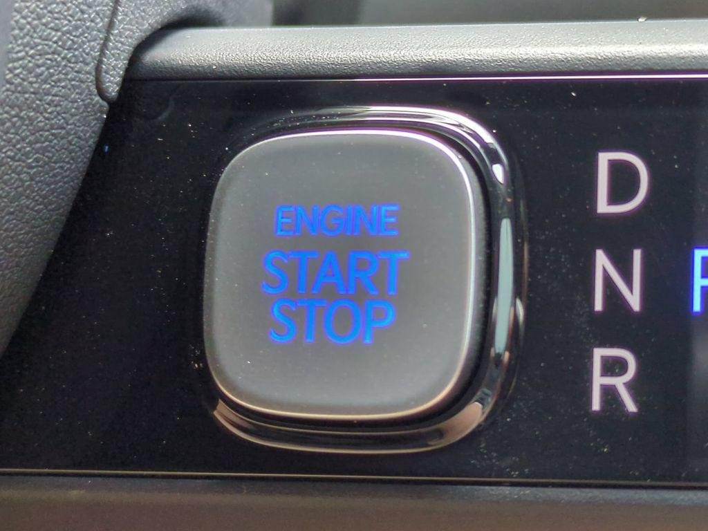 New 2027 Black Hyundai Blue SEL 7P image 37