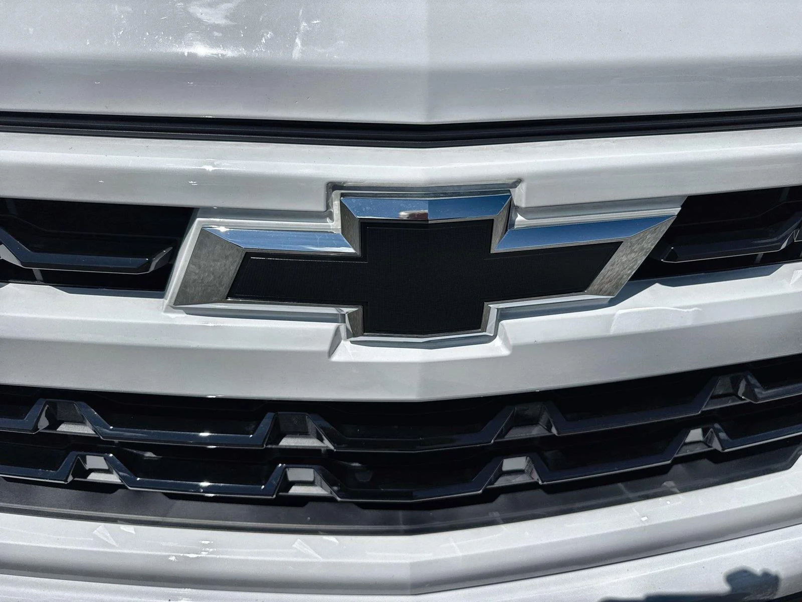 Certified Used 2025 Summit White Chevrolet RST image 30