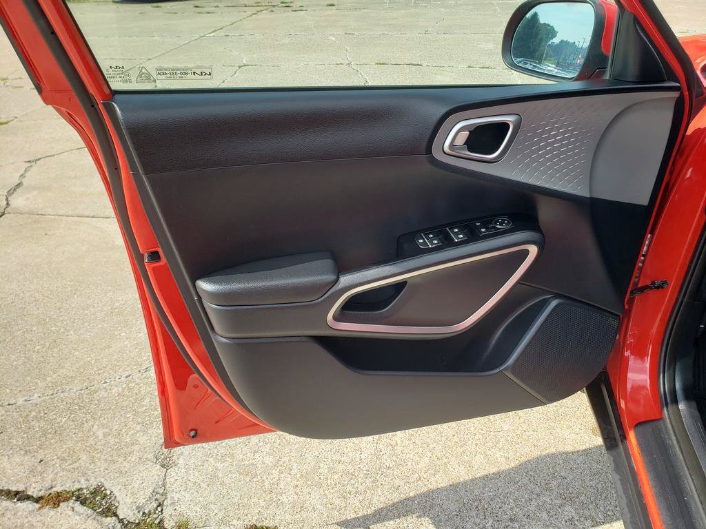 Used 2022 Inferno Red Kia LX image 12