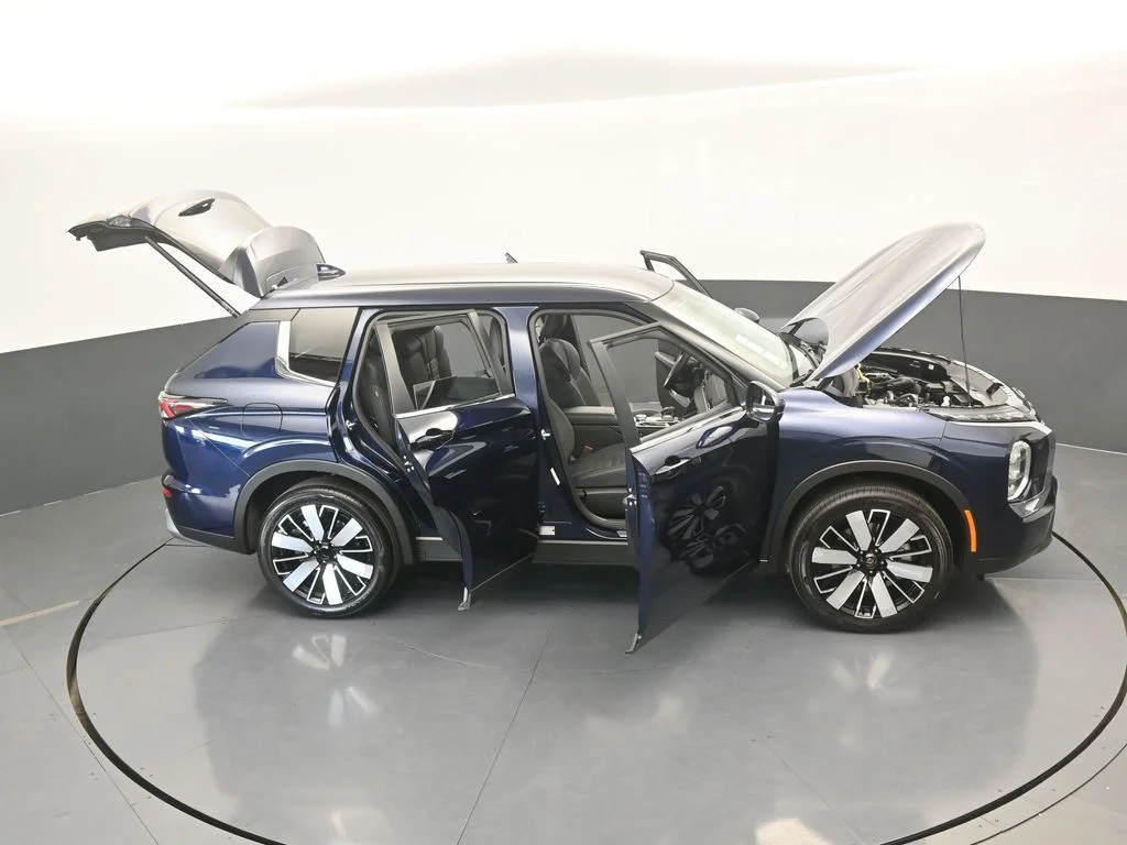 New 2026 Cosmic Blue Metallic Mitsubishi SE image 80