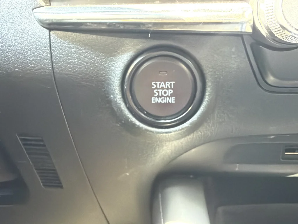 Used 2019 Red Mazda Preferred image 13