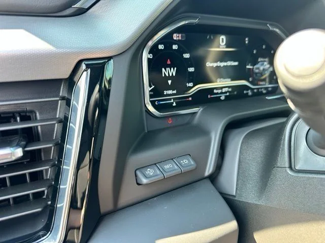 Used 2025 Black GMC Denali image 31