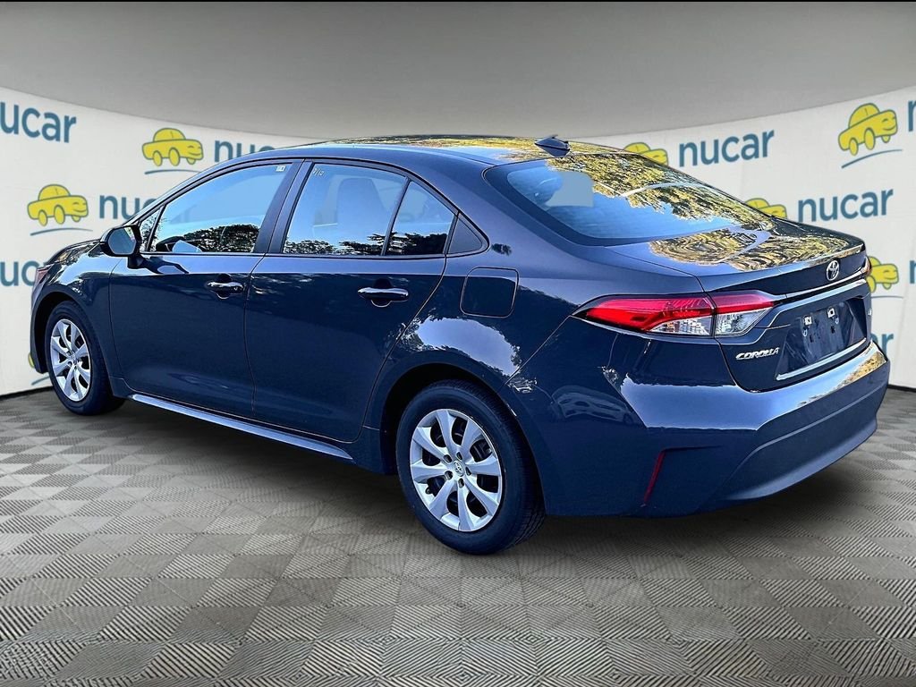 Used 2023  Toyota LE image 5