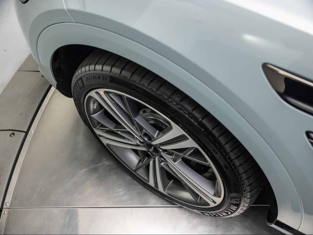 New 2026 Bering Blue Genesis 3.5T E-SC MHEV image 12