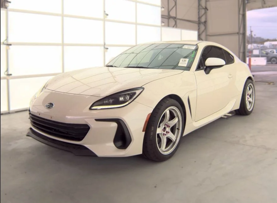 Used 2023 White Subaru Limited image 2