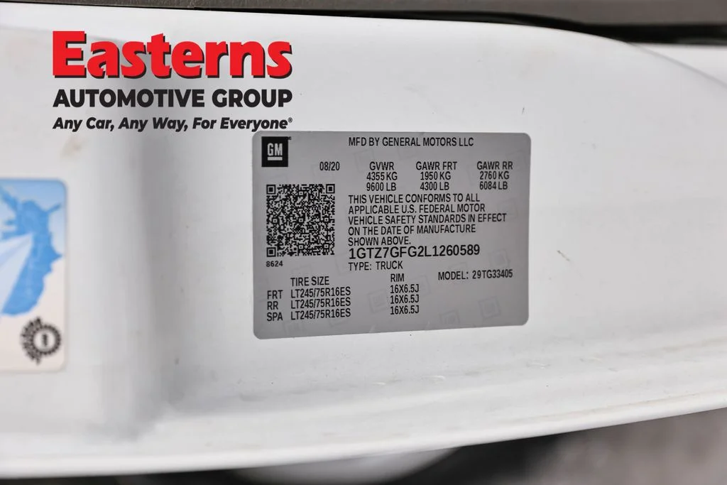 Used 2020 White GMC Work Van image 34