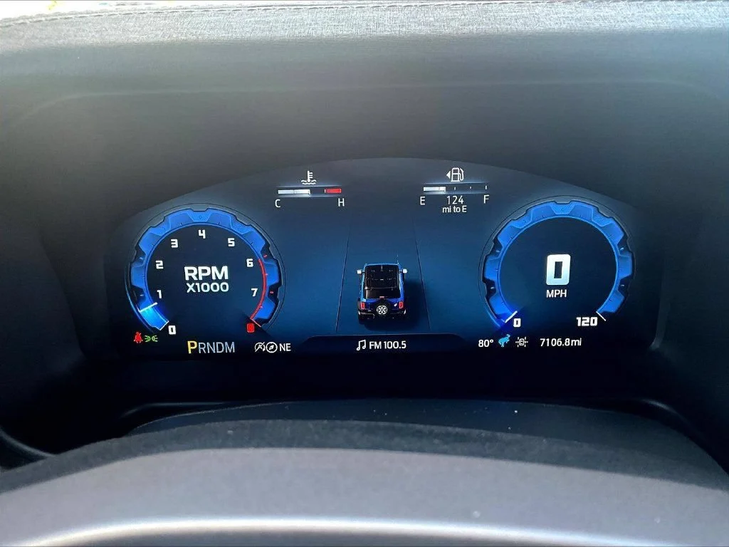 Used 2025 Gray Ford Badlands image 15