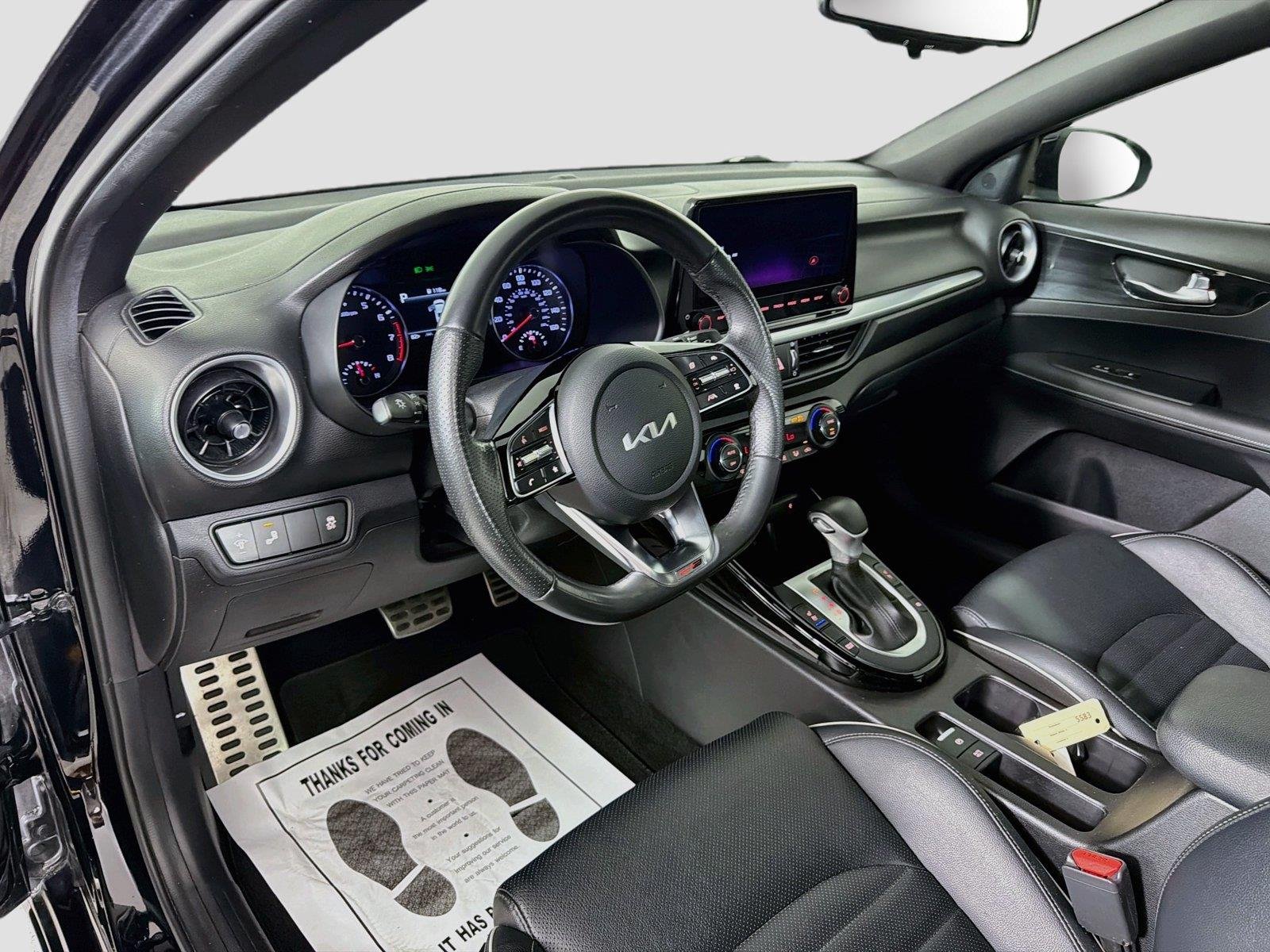 Used 2022 Aurora Black Kia GT-Line image 9