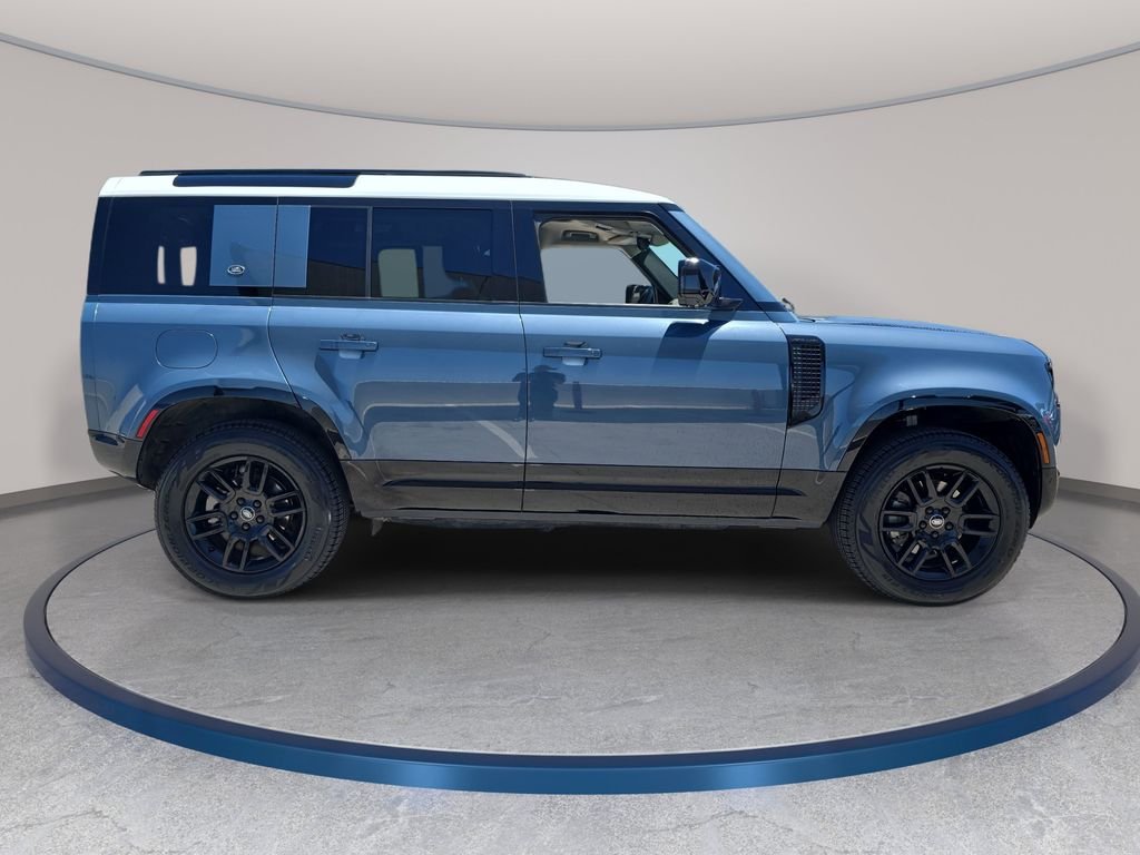 Certified Used 2023 Blue Land Rover S image 4