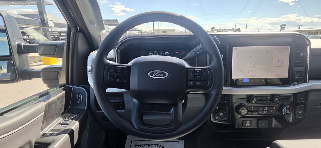 New 2026 Carbonized Gray Metallic Ford F-250® XLT image 15