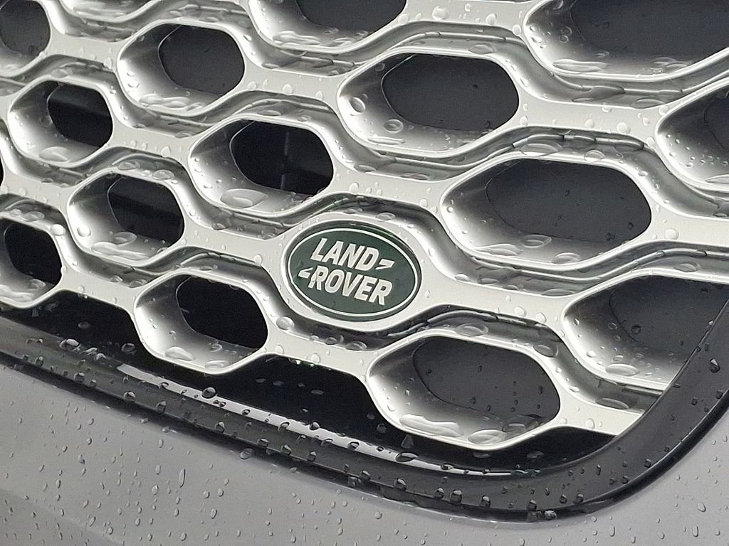 New 2026 Eiger Grey Land Rover S image 21
